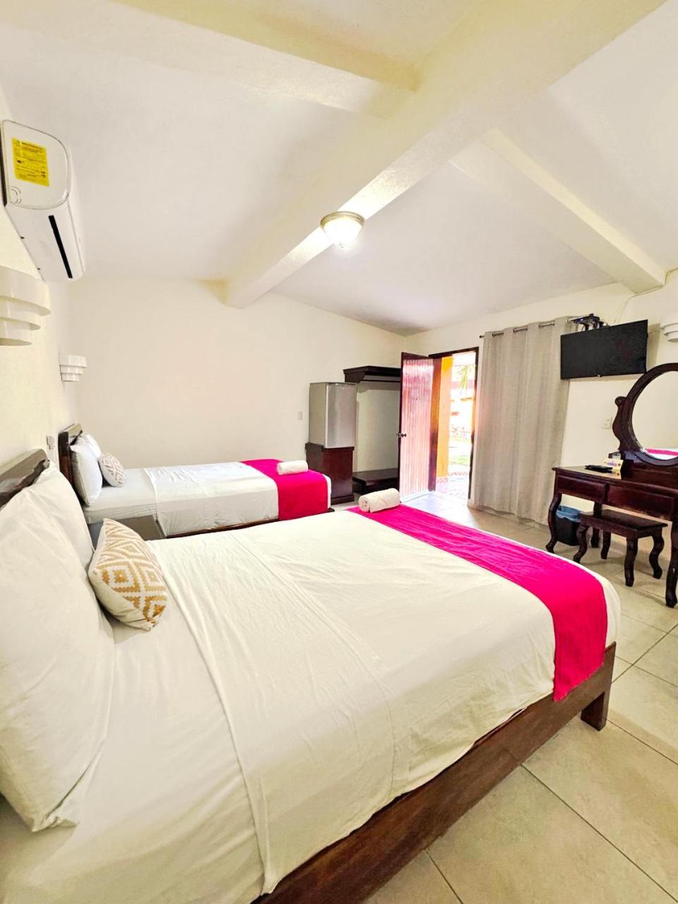 Hotel Caribe Косумел Екстериор снимка